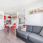 Face A La Apartment *